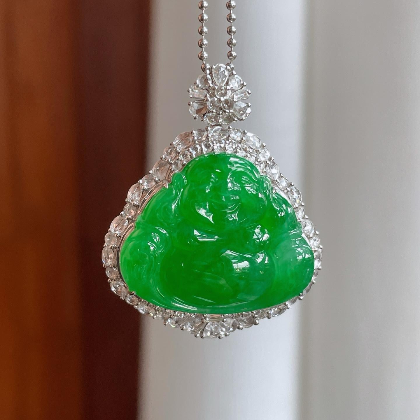 18k金镶糯冰满绿翡翠佛公（yc244909）