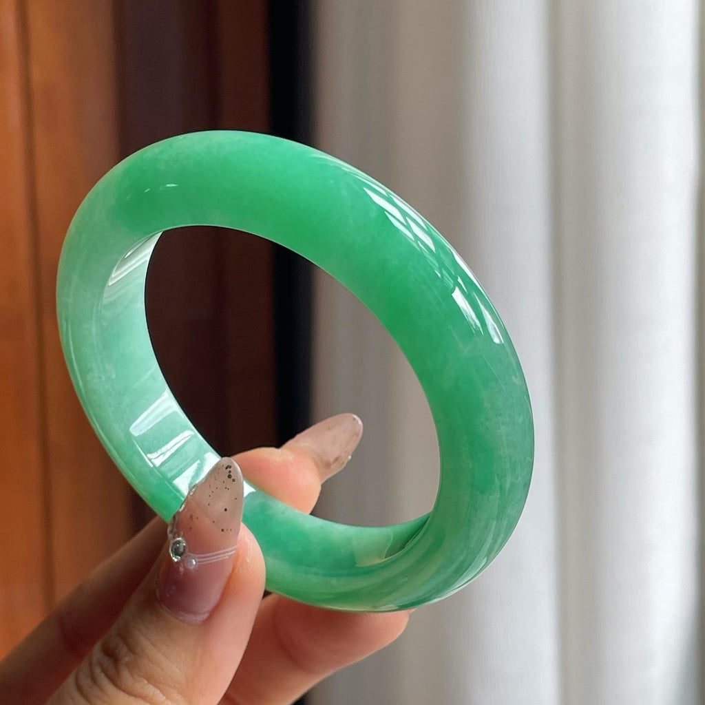 糯冰满绿翡翠平安镯（53mm）