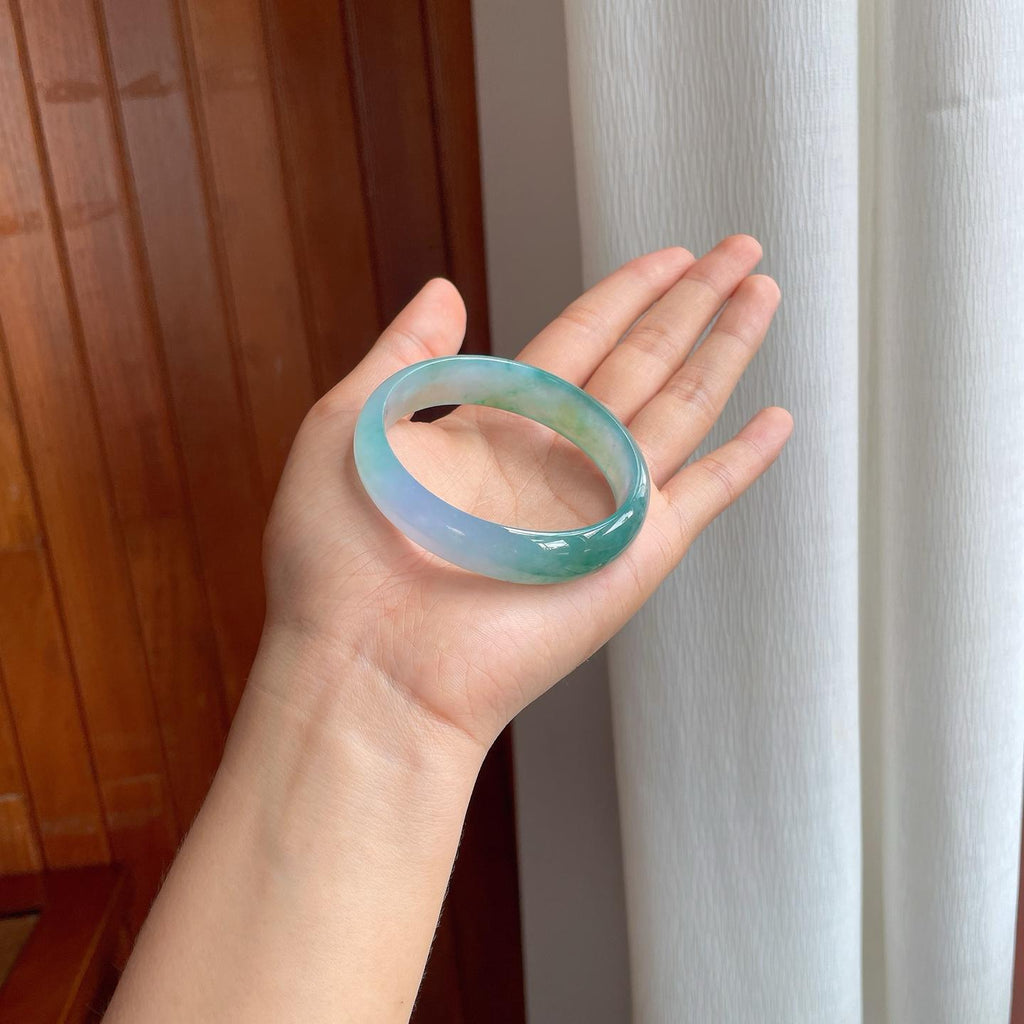 冰种飘花宽版翡翠贵妃镯（58mm)（yc382827）