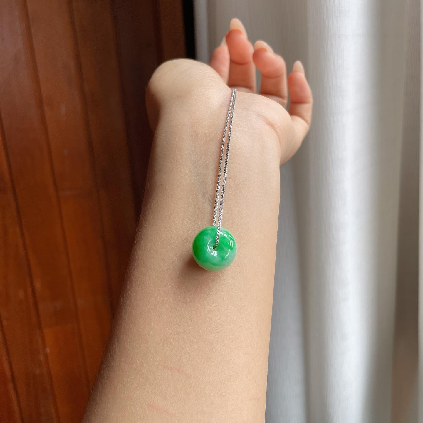 糯冰带色翡翠路路通（yc240432）