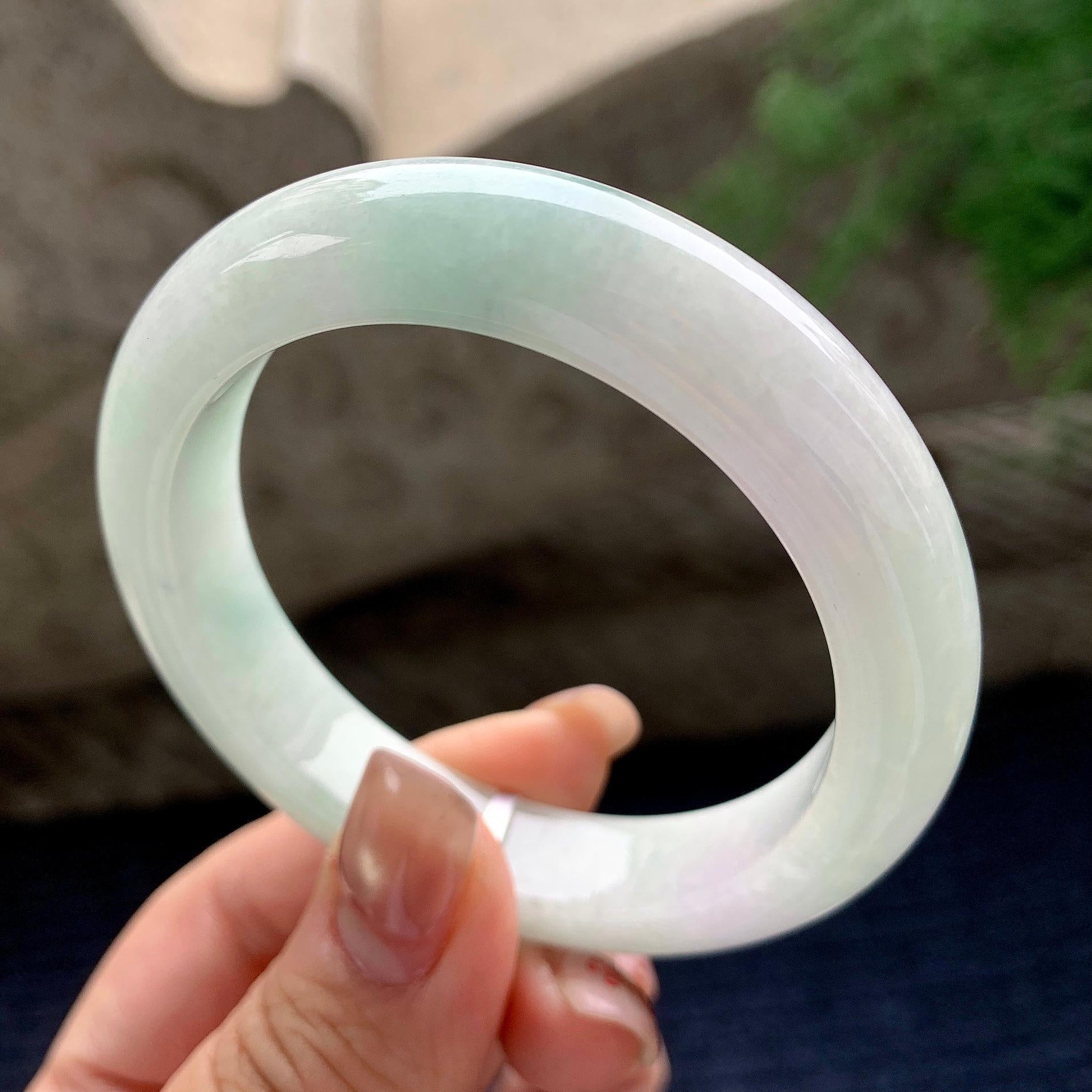 小圈口 糯种带底色正圈平安镯 52.5圈口 天然缅甸A货翡翠（yc358888）