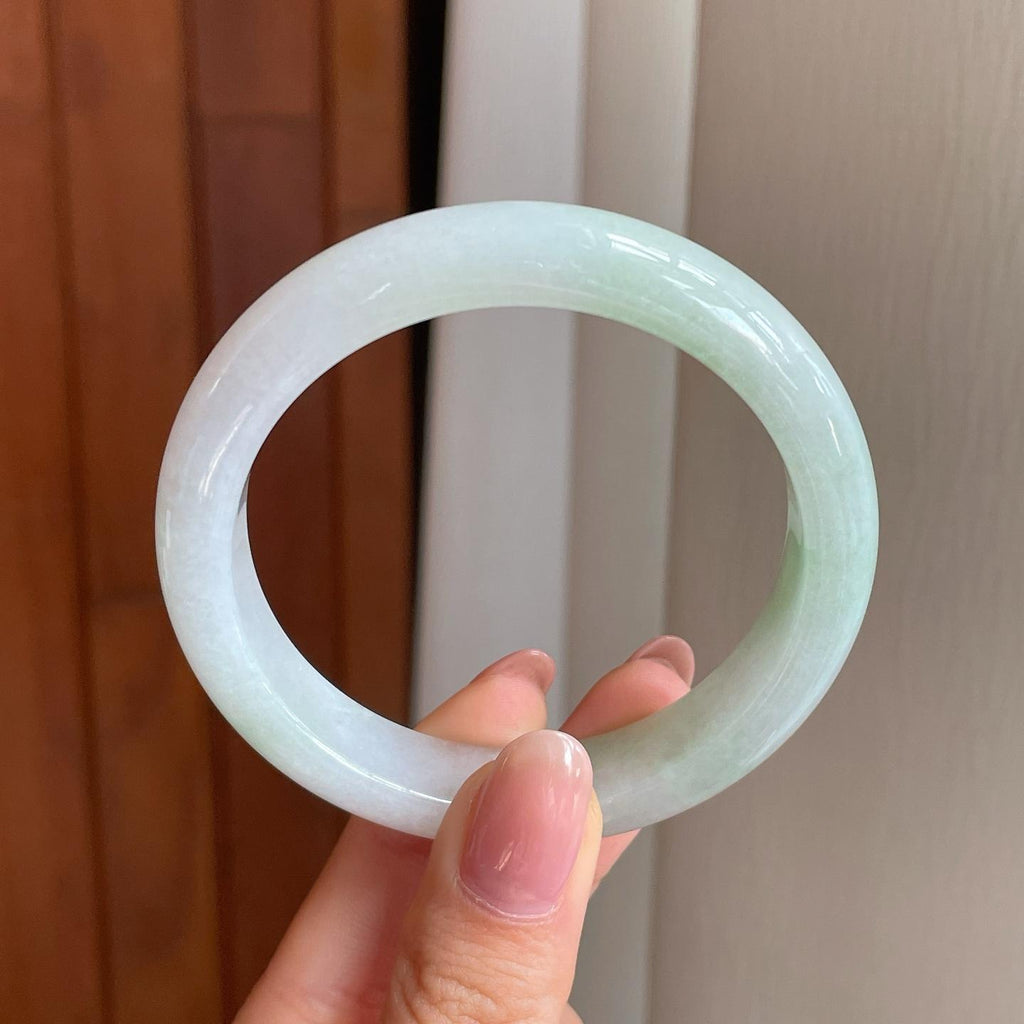 糯冰带色翡翠平安镯（55mm)（yc349374）