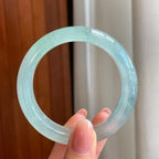 冰玻种蓝晴底翡翠平安镯（54.5mm）（yc335303）