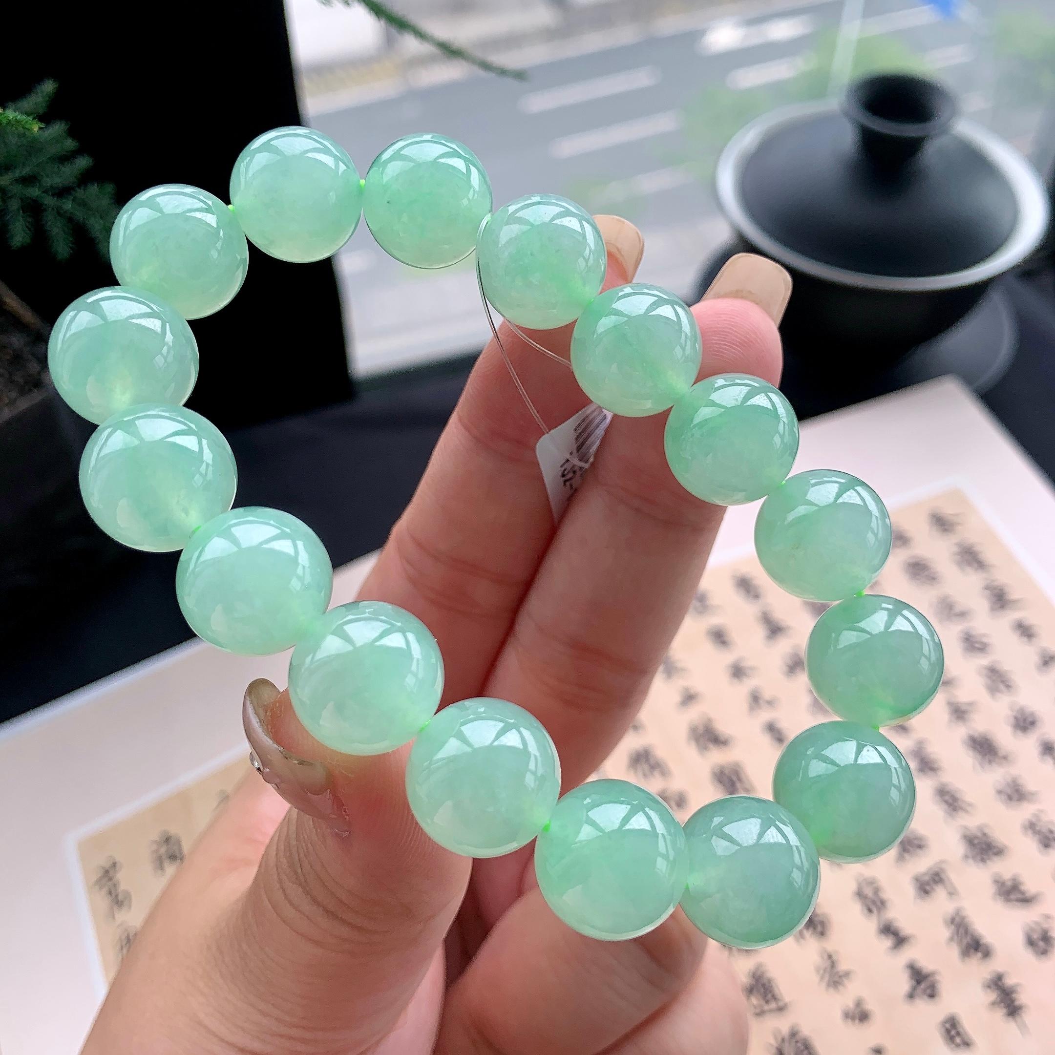 糯冰种晴水洒金手串 天然缅甸A货翡翠（yc473097）