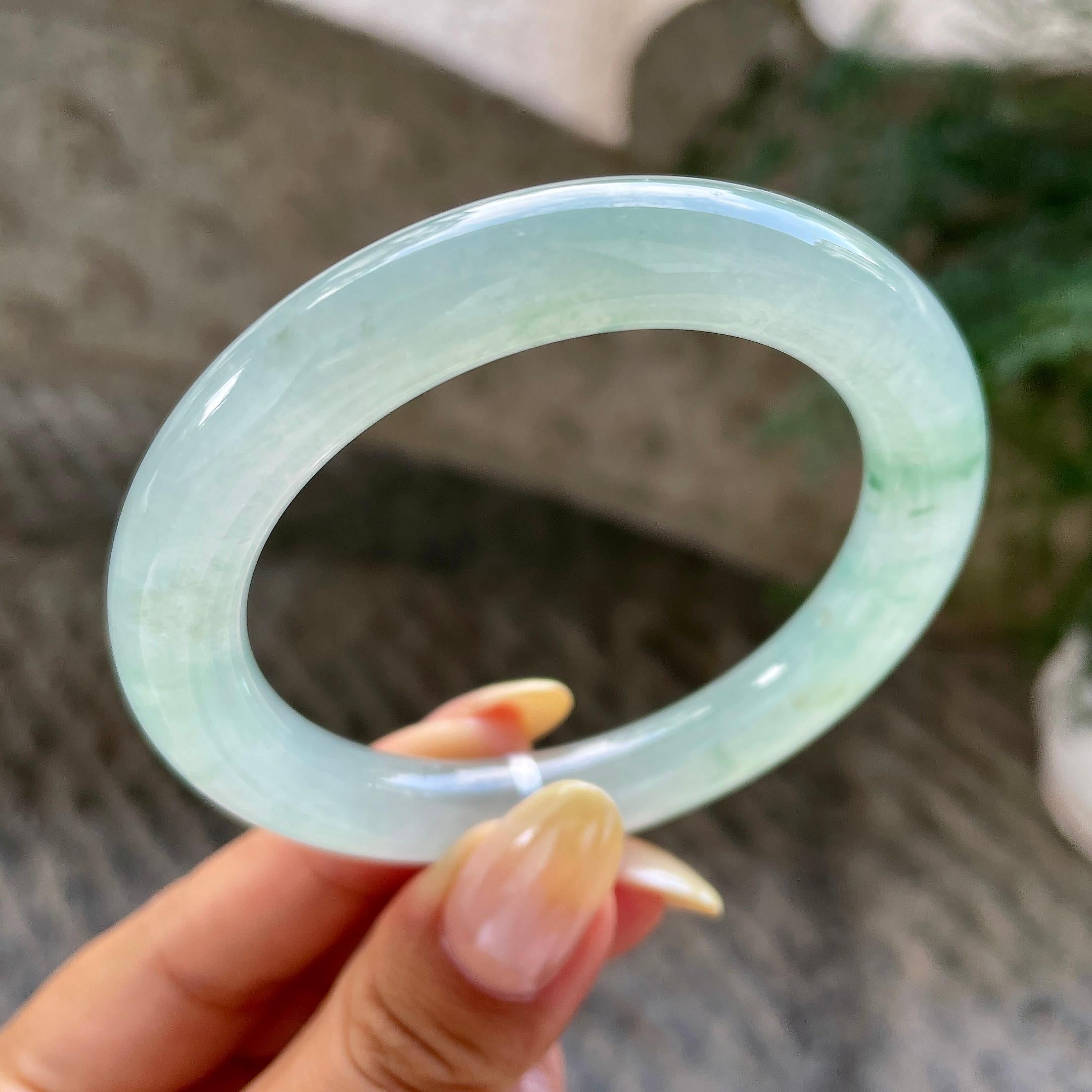 糯冰种晴水飘花圆条手镯54.4圈         天然缅甸A货翡翠（yc454775）