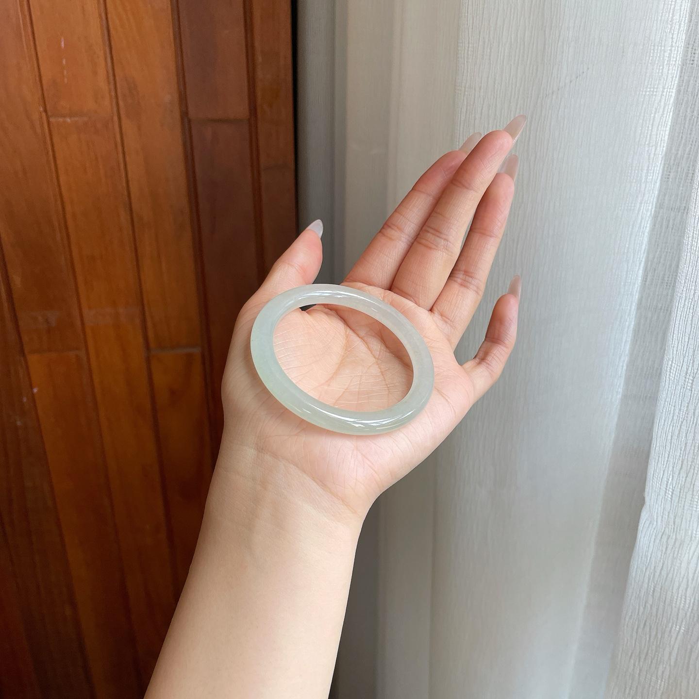 冰种淡晴底翡翠美人条手镯（53mm）（yc278676）