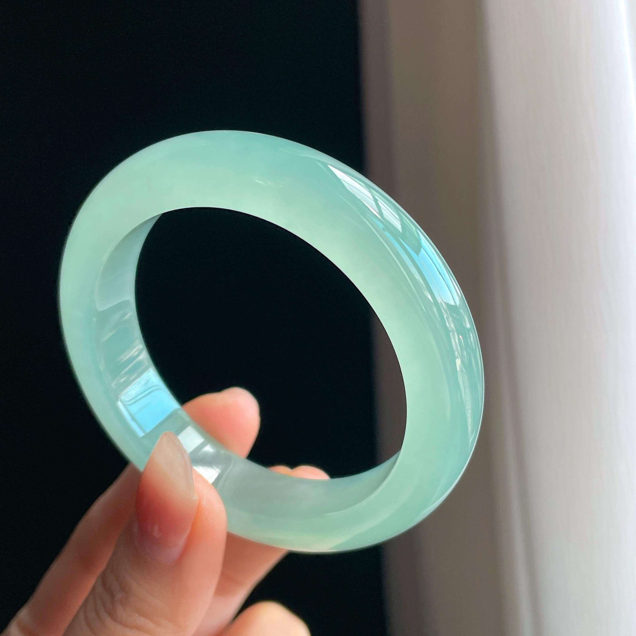 冰种晴底翡翠平安镯（53.5mm）（yc333042）