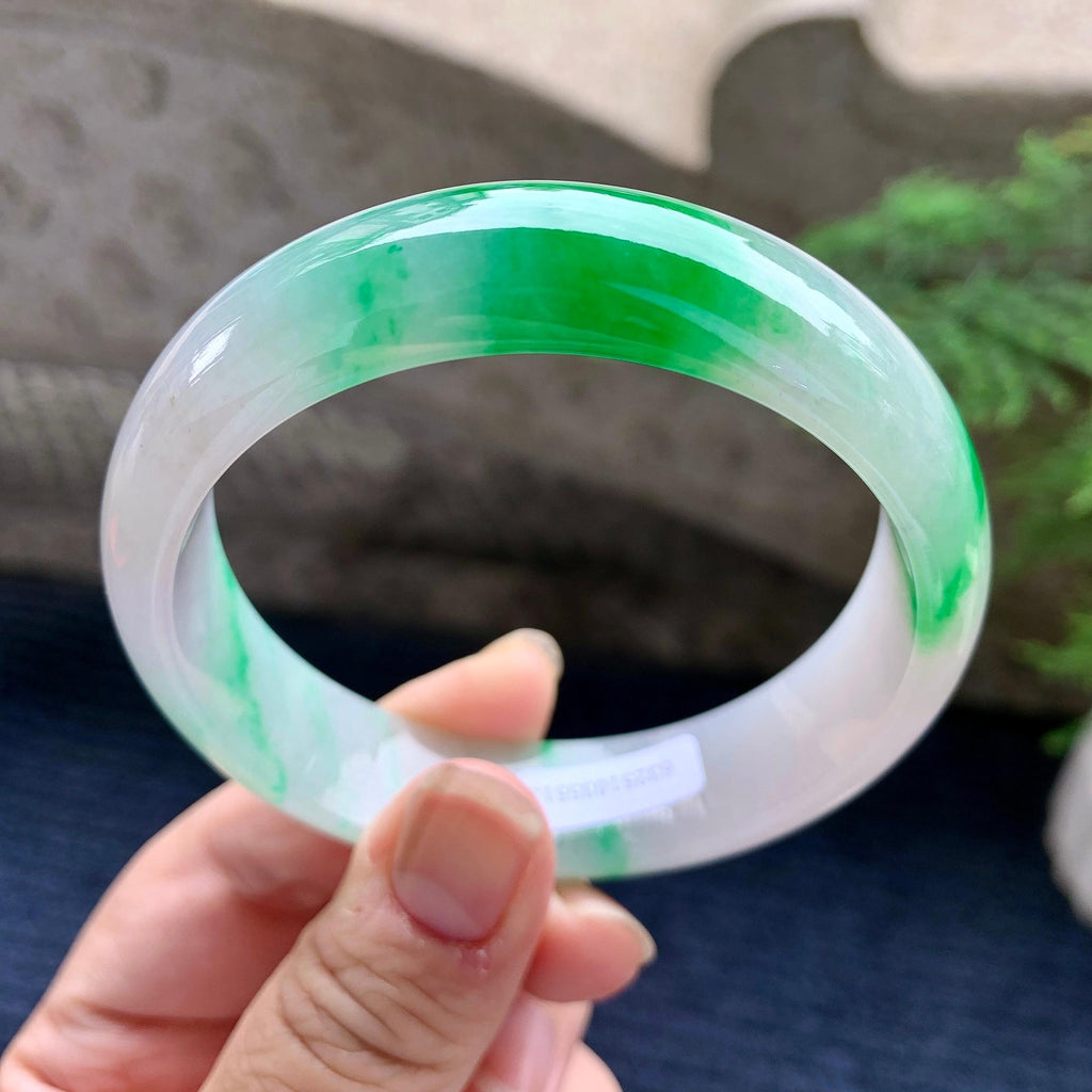 糯冰种飘阳绿宽版轮胎手镯（60.3mm）（yc254106）