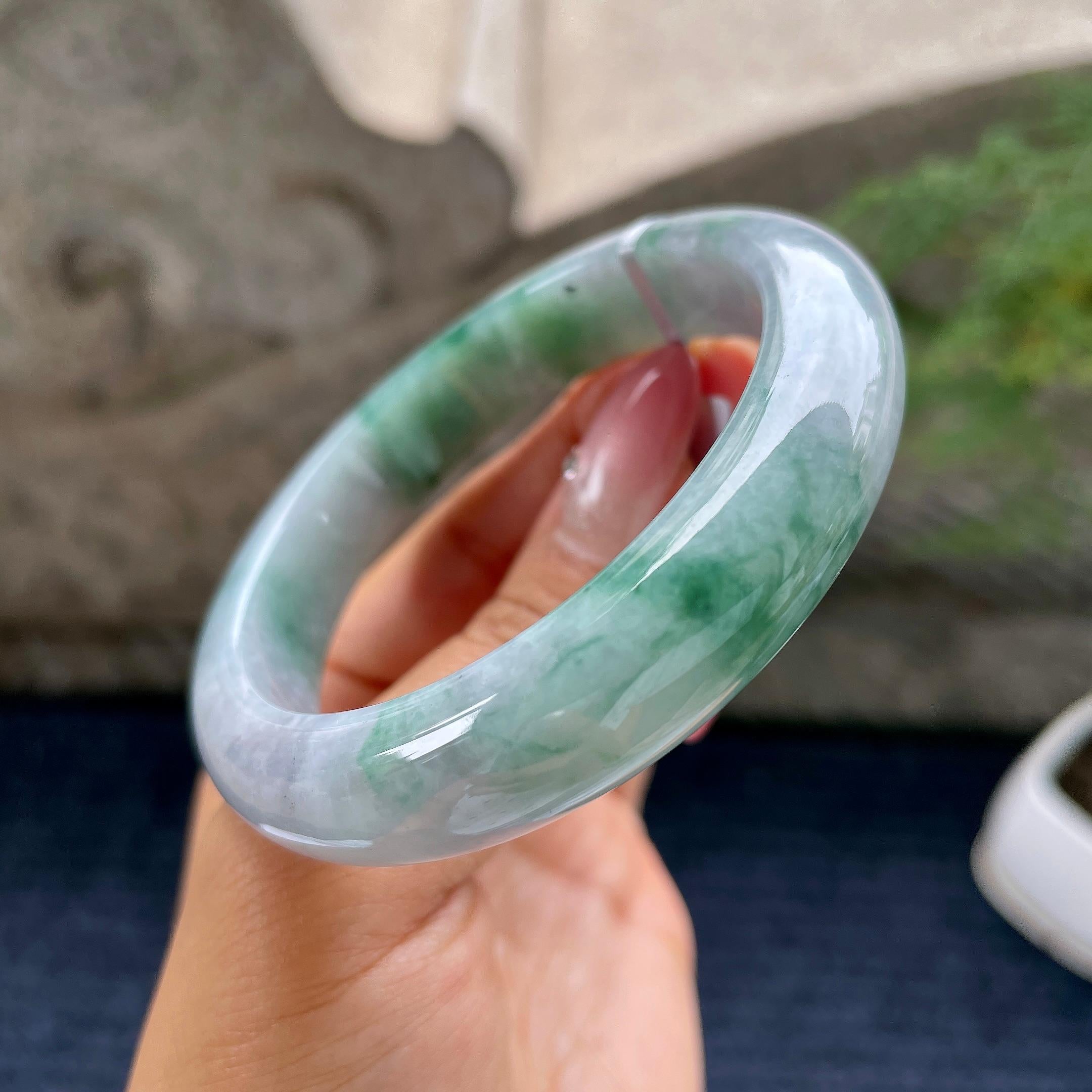 糯种飘花正圈平安镯56圈       天然缅甸A货翡翠（yc433534）