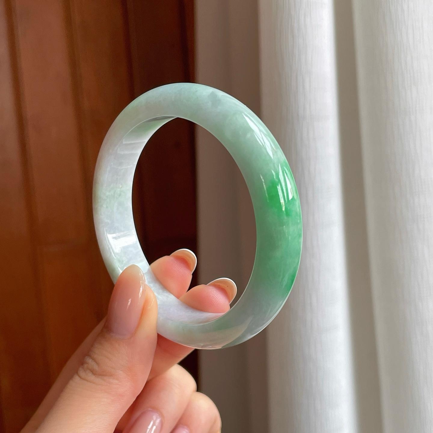 糯冰带色翡翠平安镯（53mm)（yc373873）