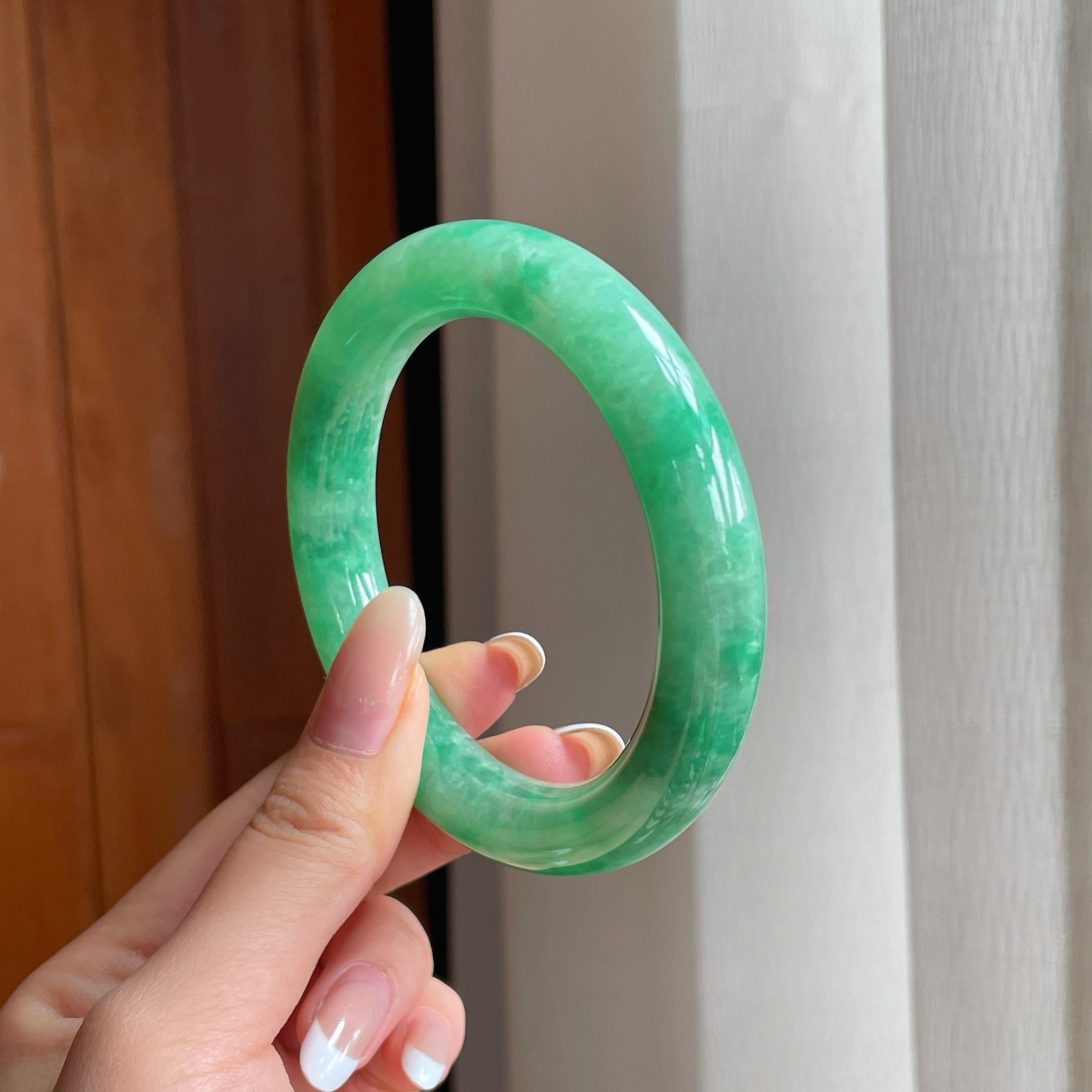 糯冰满绿翡翠圆条手镯（57.5mm)（yc419483）