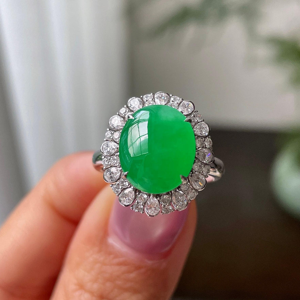 18k金钻镶糯冰种满绿蛋面戒指    天然缅甸A货翡翠（yc324449）