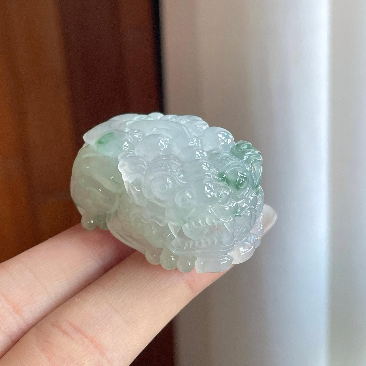 糯冰带飘花翡翠貔貅（yc269025）