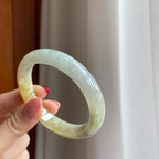糯冰带黄翡翡翠平安镯（56.7mm）（yc305924）