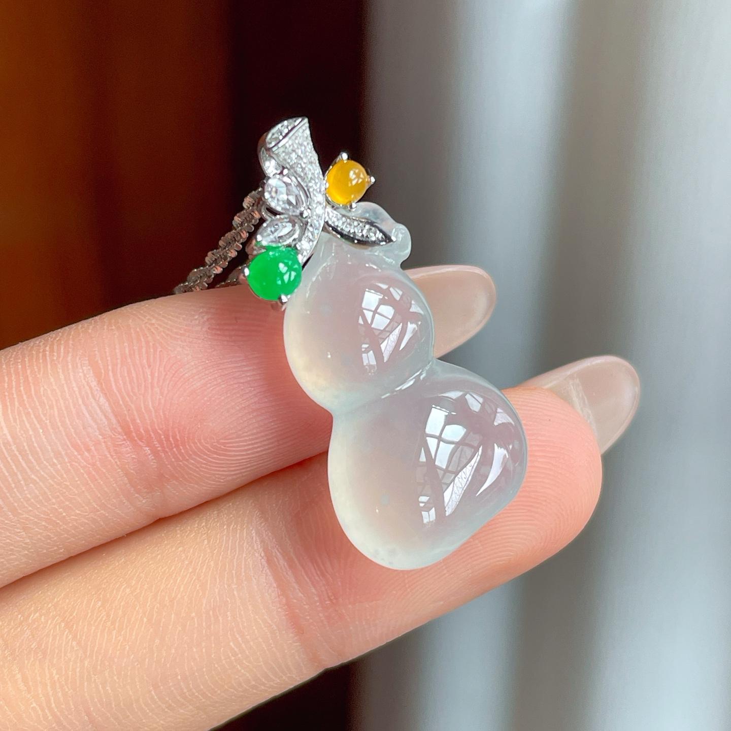 18k金扣冰种雪花棉翡翠葫芦（yc240387）