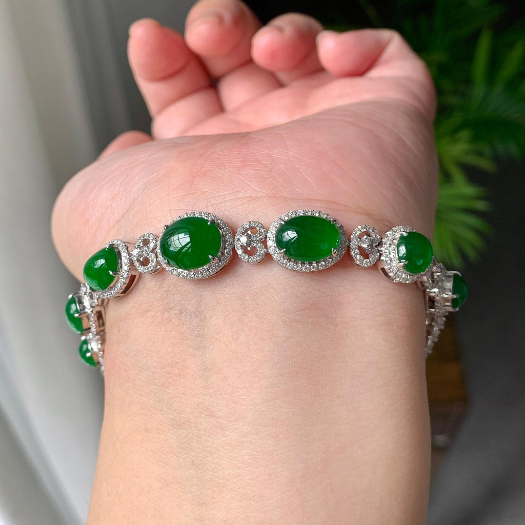 18K金钻镶细糯种满绿蛋面手链（yc230995）