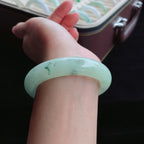 糯冰晴底飘花翡翠手镯（55.8mm）（yc016179）