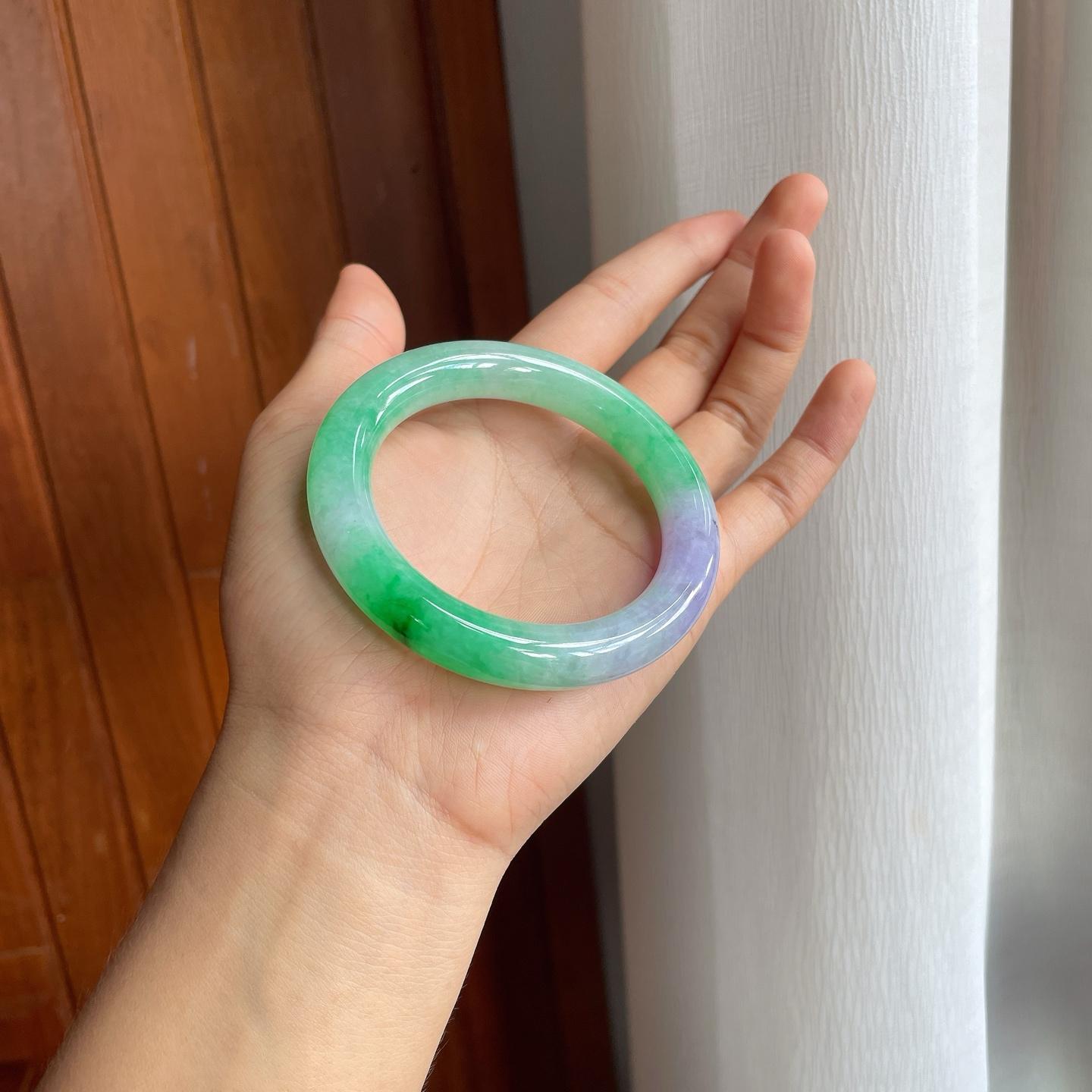 糯冰春彩翡翠圆条手镯（55mm）（yc225098）