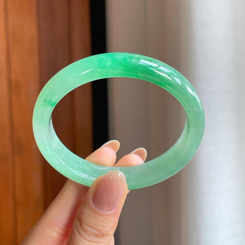 冰种满绿翡翠贵妃镯（56mm)（yc374040）