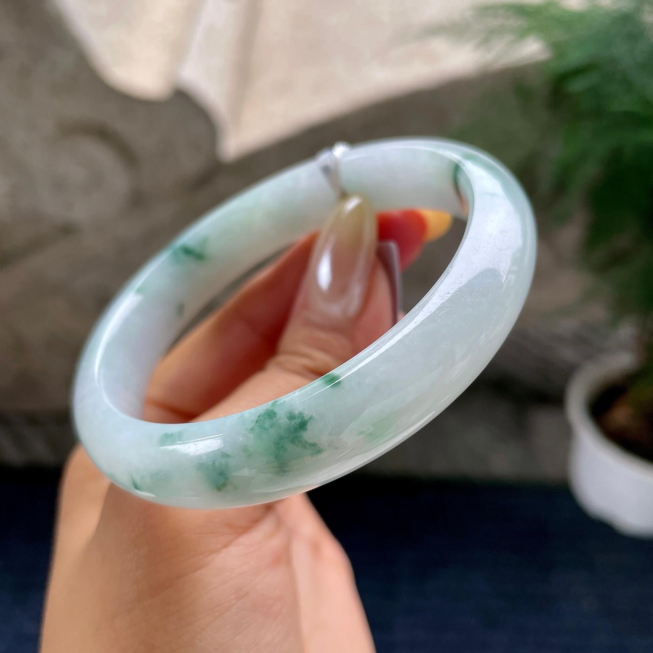 大圈口 细糯种飘花正圈平安镯58圈 天然缅甸A货翡翠（yc460689）