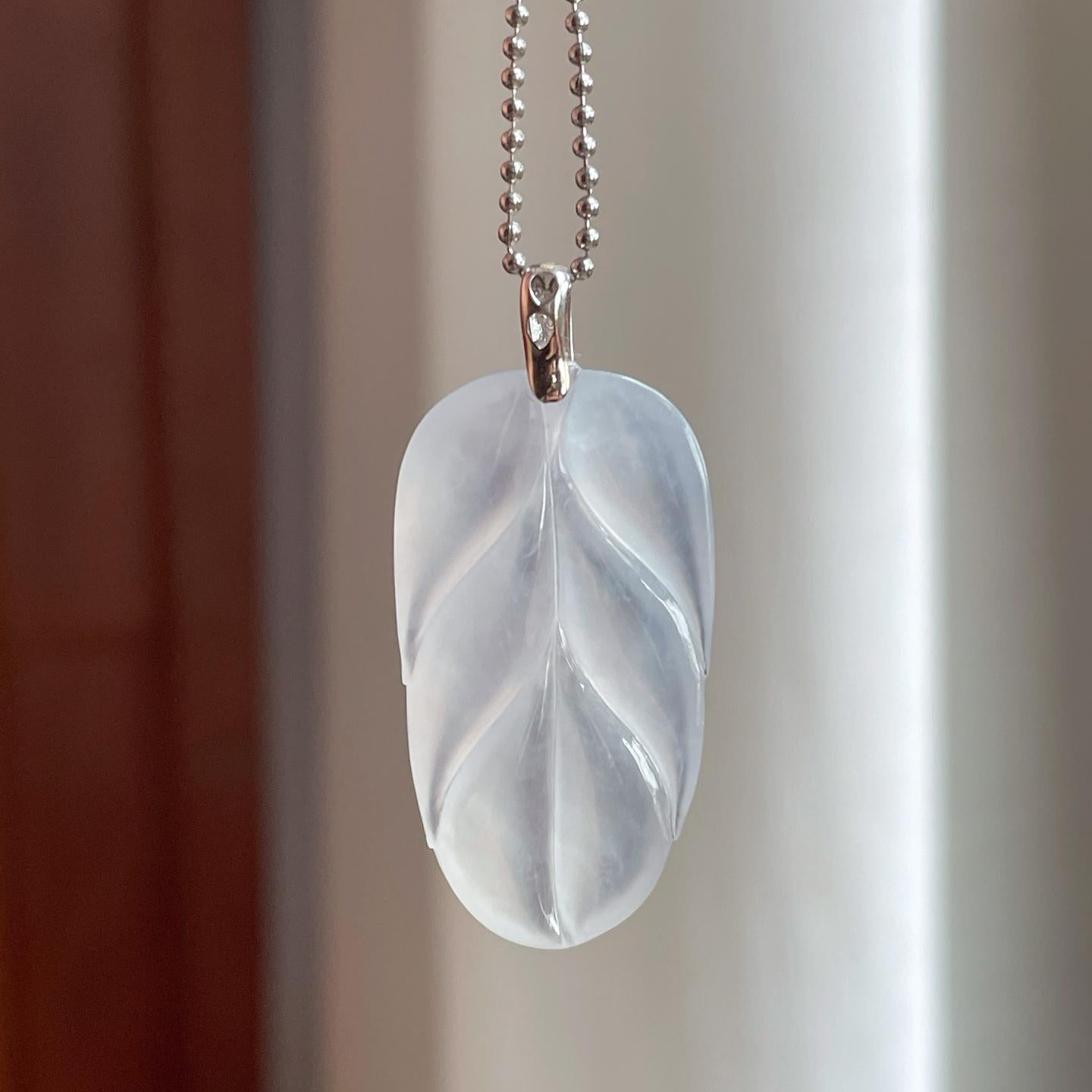 18k金扣冰种无色翡翠叶子（yc257811）