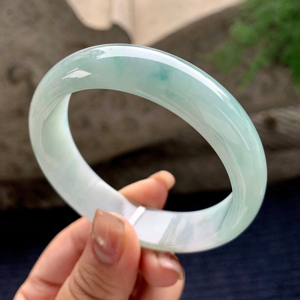 大圈口 细糯种淡晴底宽版轮胎手镯 58.2圈口 天然缅甸A货翡翠（yc358884）