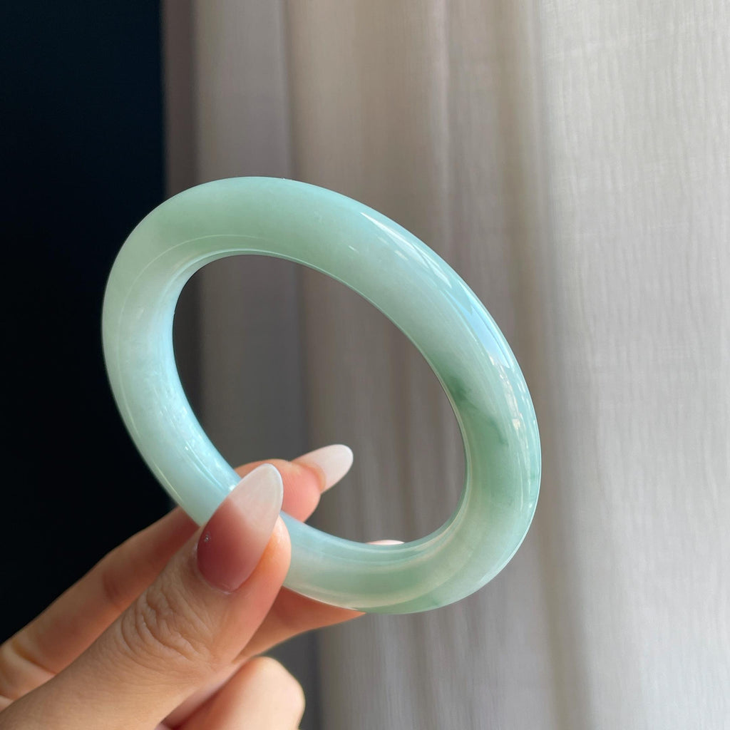 细糯冰飘花翡翠圆条手镯（55.5mm）（yc295020）