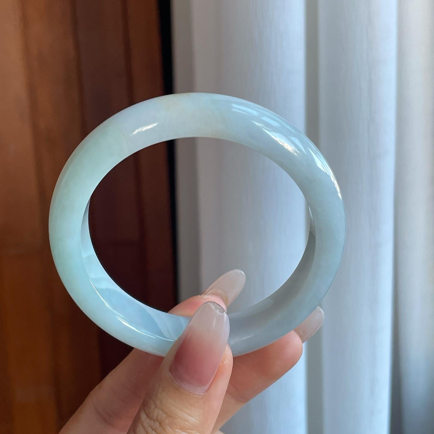 细糯种淡晴底翡翠平安镯（57.8mm）（yc266500）