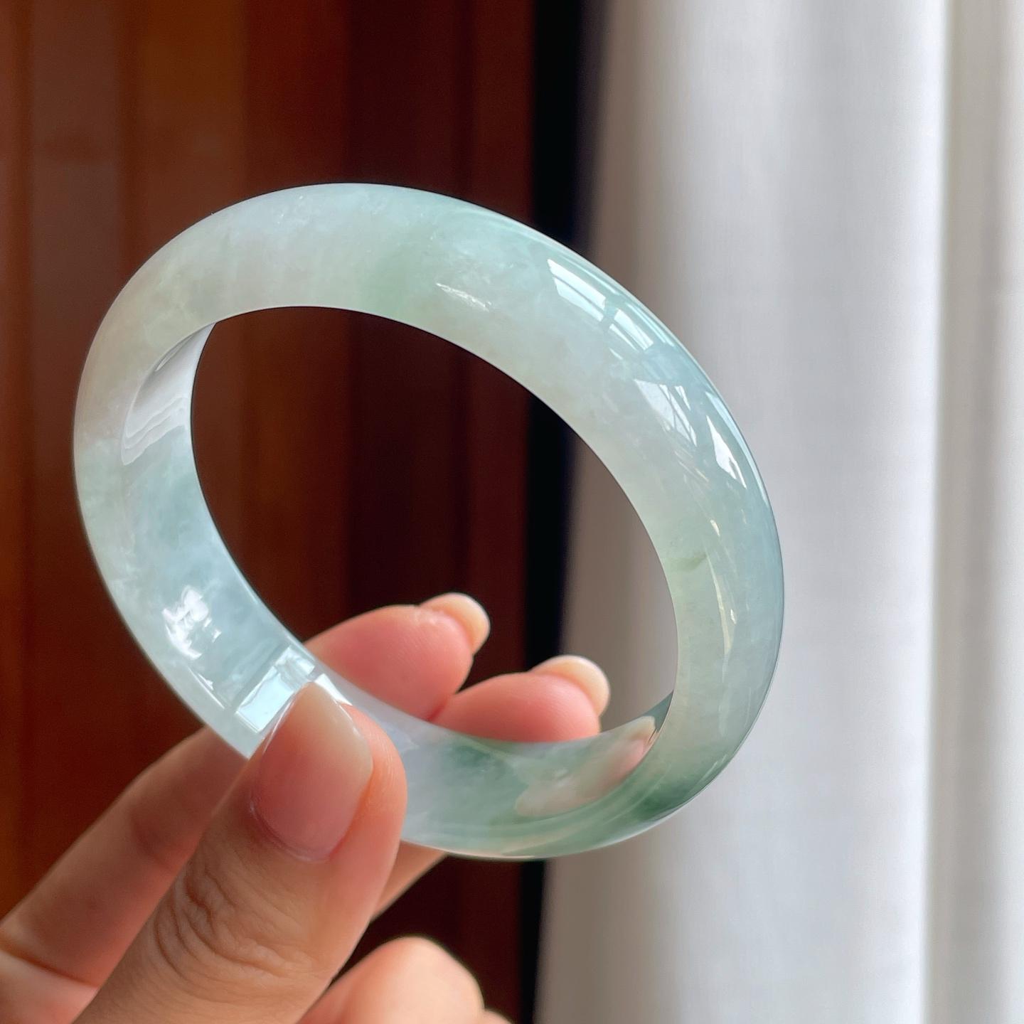 糯冰飘花翡翠平安镯（58.5mm）（yc457469）