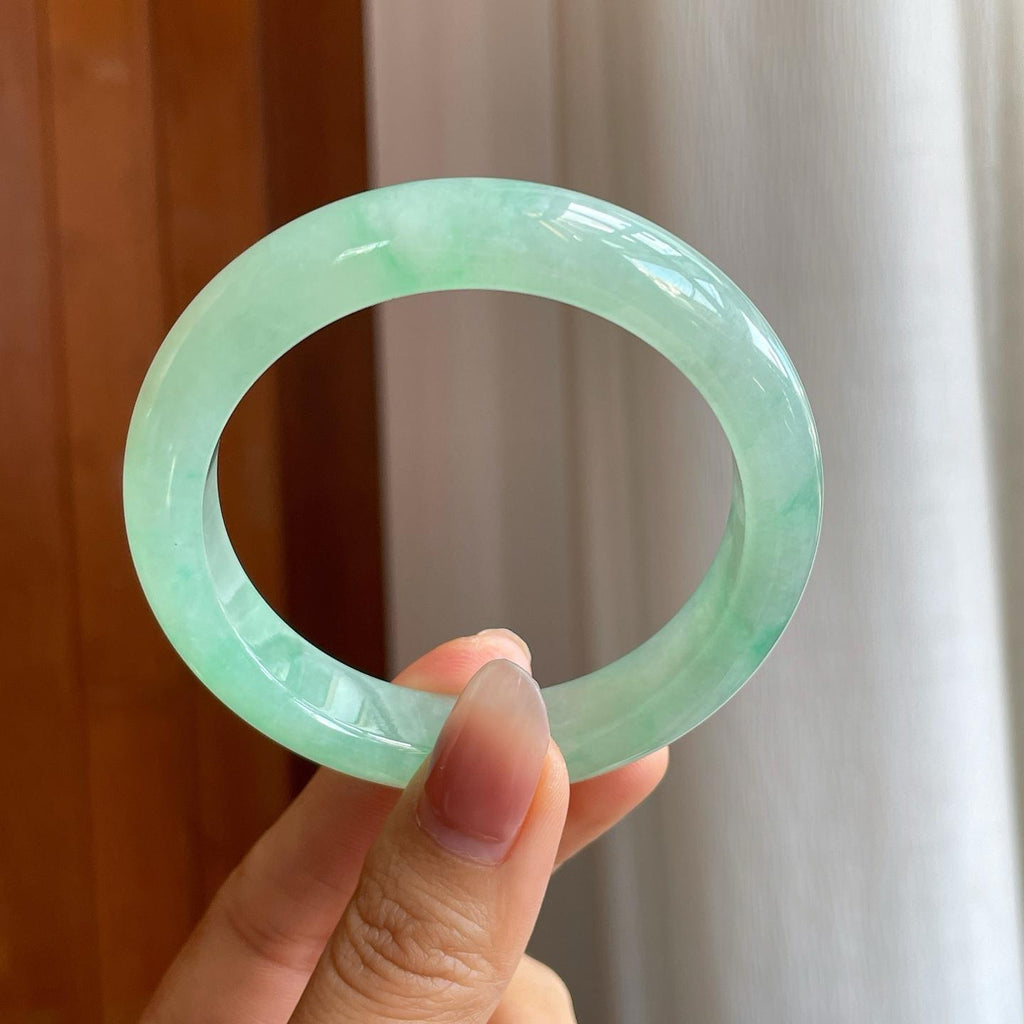 糯冰带色翡翠平安镯（55mm）（yc313029）