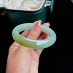 糯冰晴底飘黄正圈翡翠手镯（56.7mm）（yc017163）
