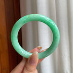 糯冰满绿翡翠圆条手镯56圈（yc426588）