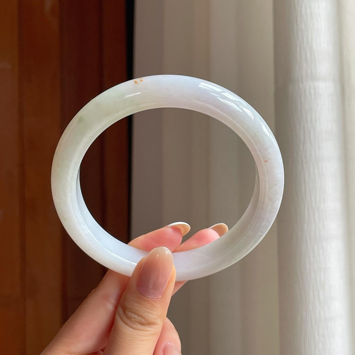 糯冰淡底色翡翠平安镯（65.7mm)（yc378045）