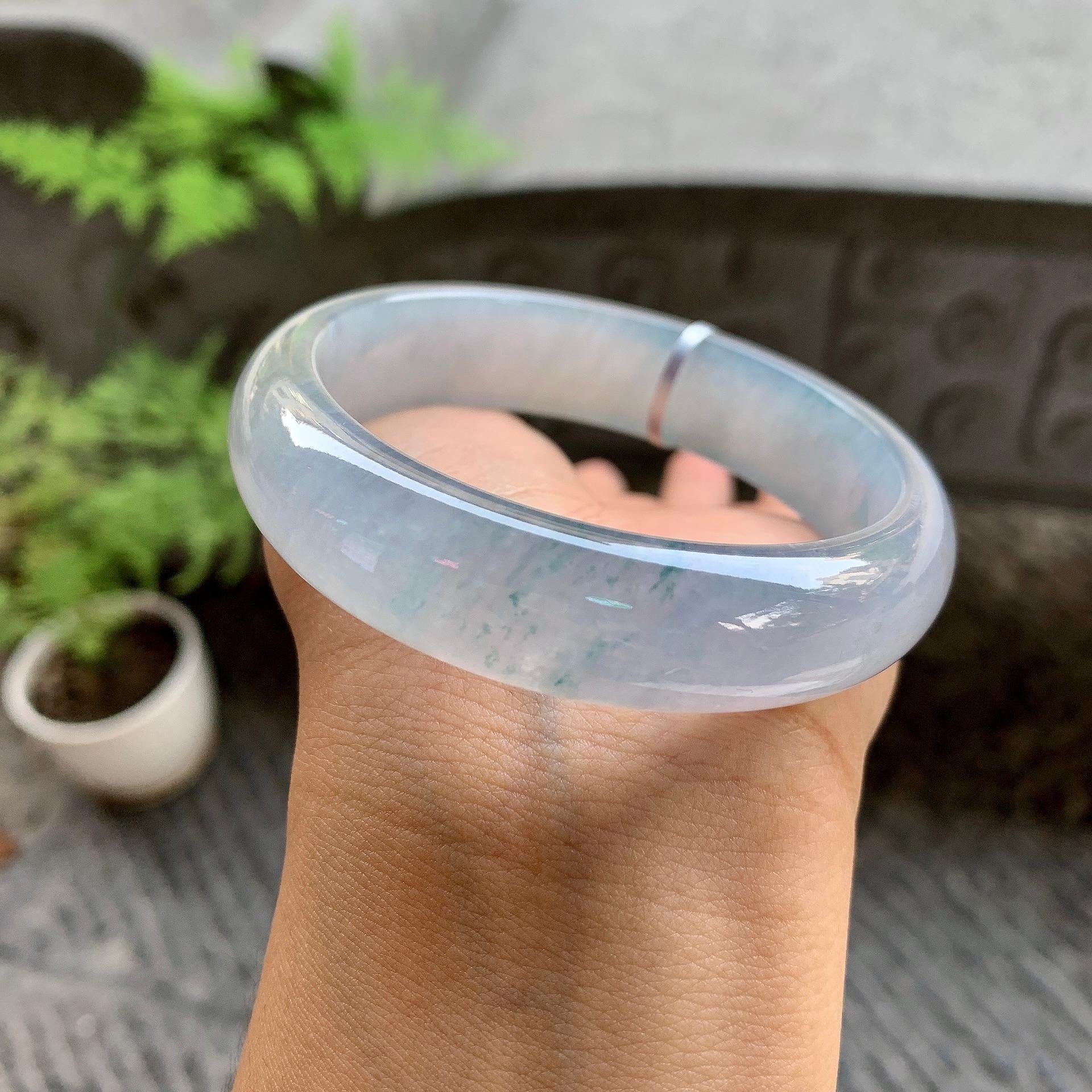 糯冰种飘花宽版轮胎手镯（57.2mm）（yc246619）