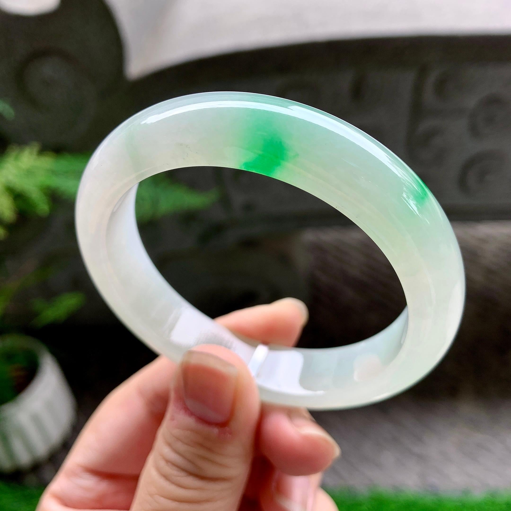 细糯种飘阳绿平安镯（56.5mm）（yc254093）