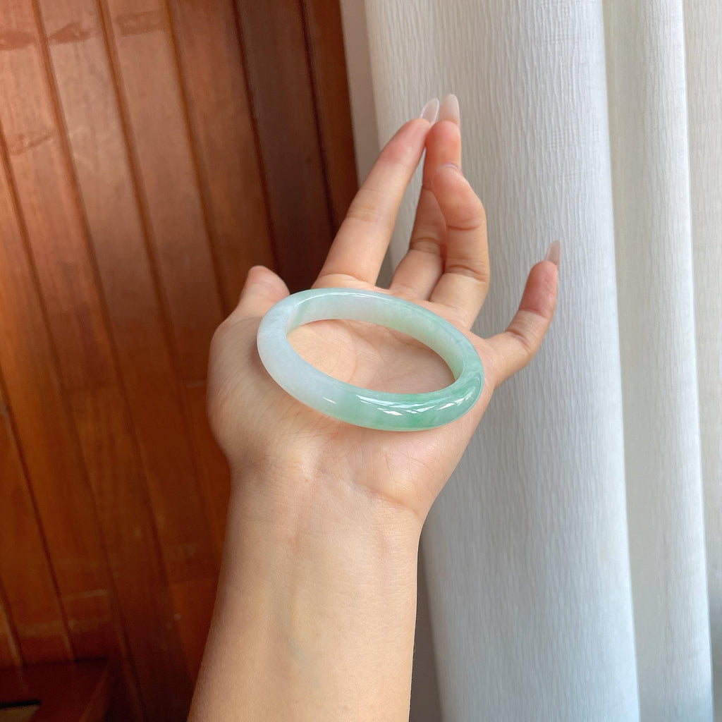 糯冰带色翡翠贵妃镯（53mm）（yc312055）