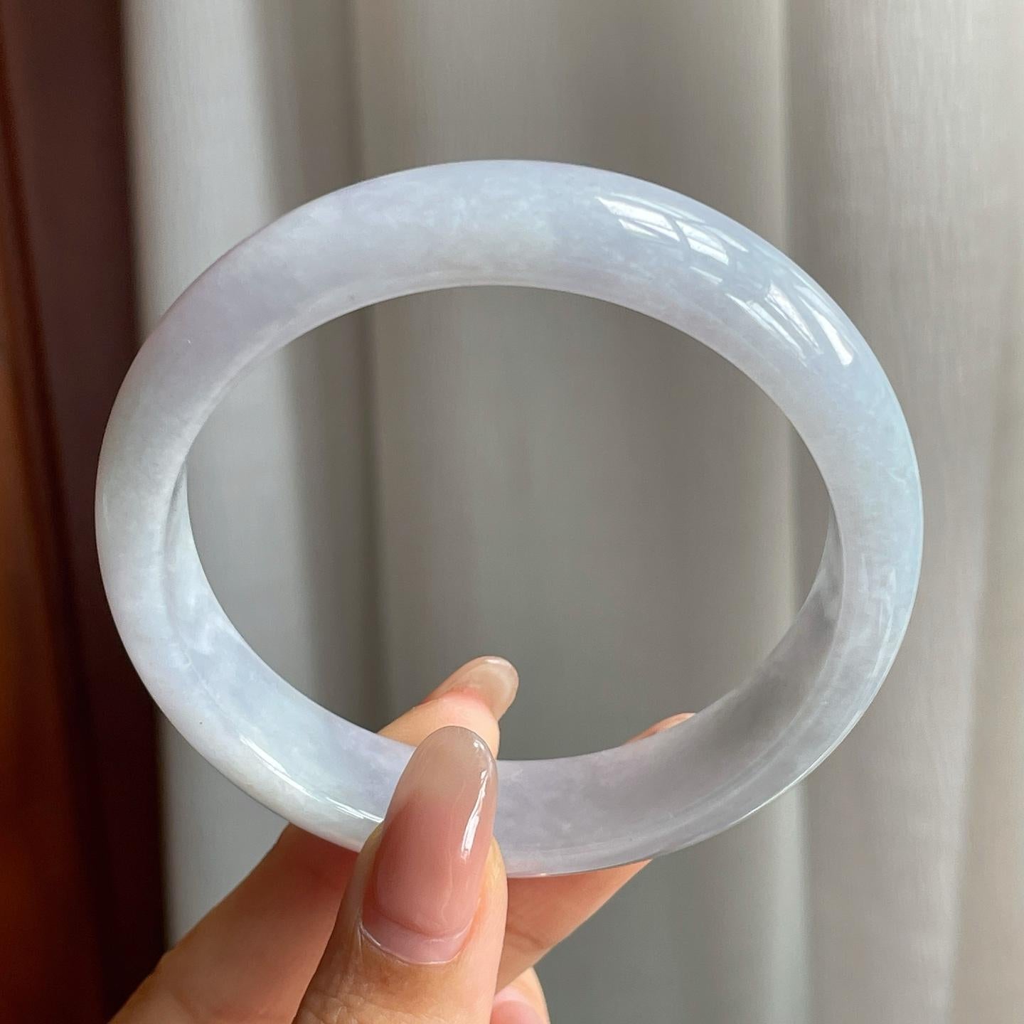 糯冰种淡紫底翡翠平安镯（58mm）（yc194789）