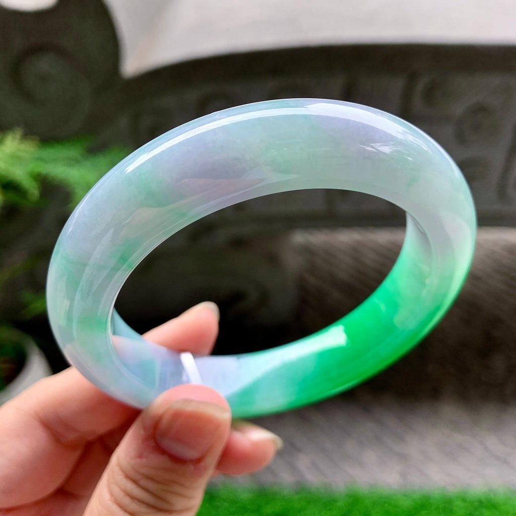 细糯种淡紫底飘阳绿宽版轮胎手镯（60.4mm）（yc254110）