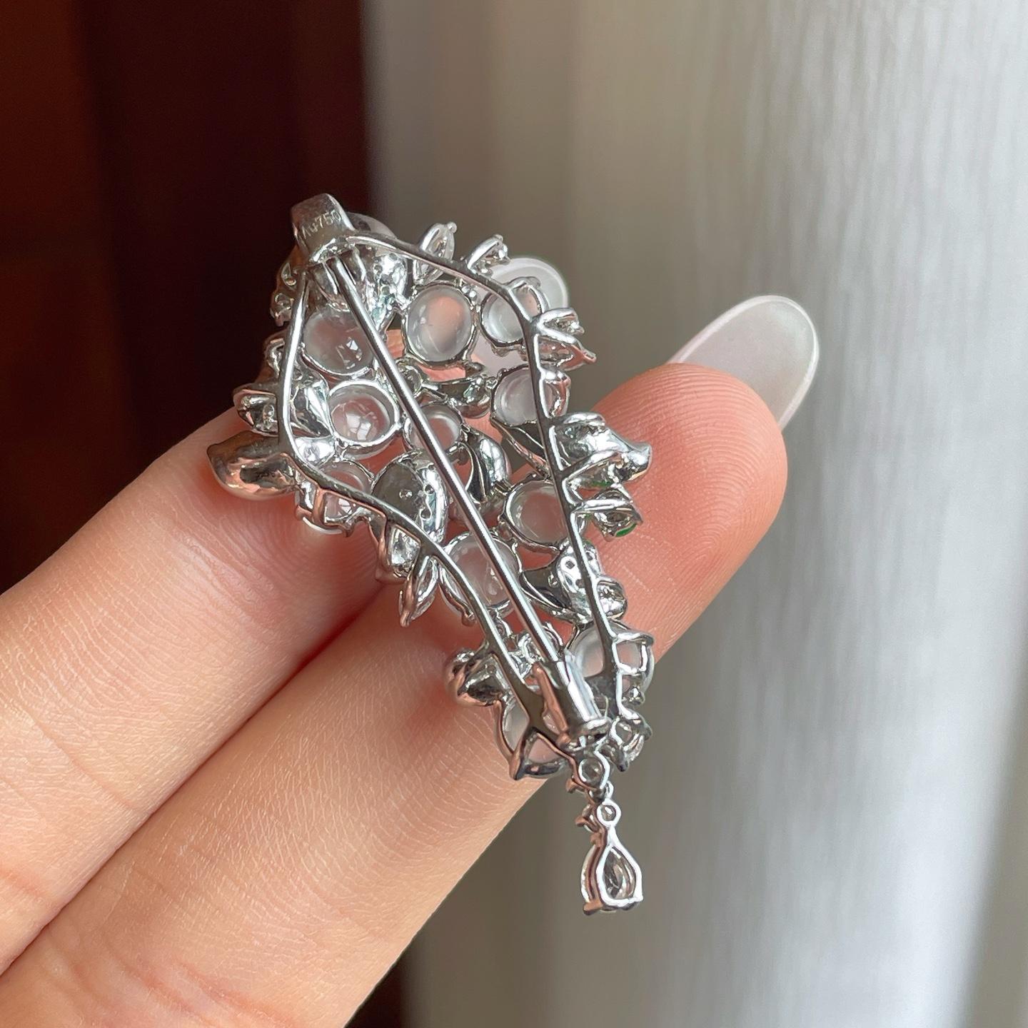 18k金镶冰玻种翡翠胸针（yc261416）