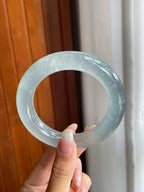 冰玻种雪花棉圆条翡翠手镯（56.7mm）（yc220805）