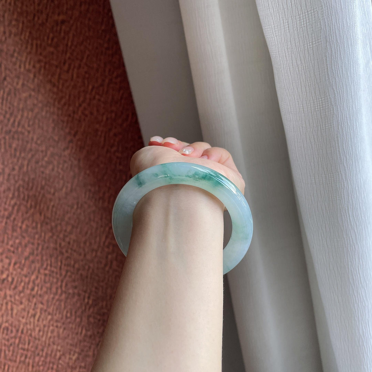 糯冰飘花圆条手镯56圈（yc777921）