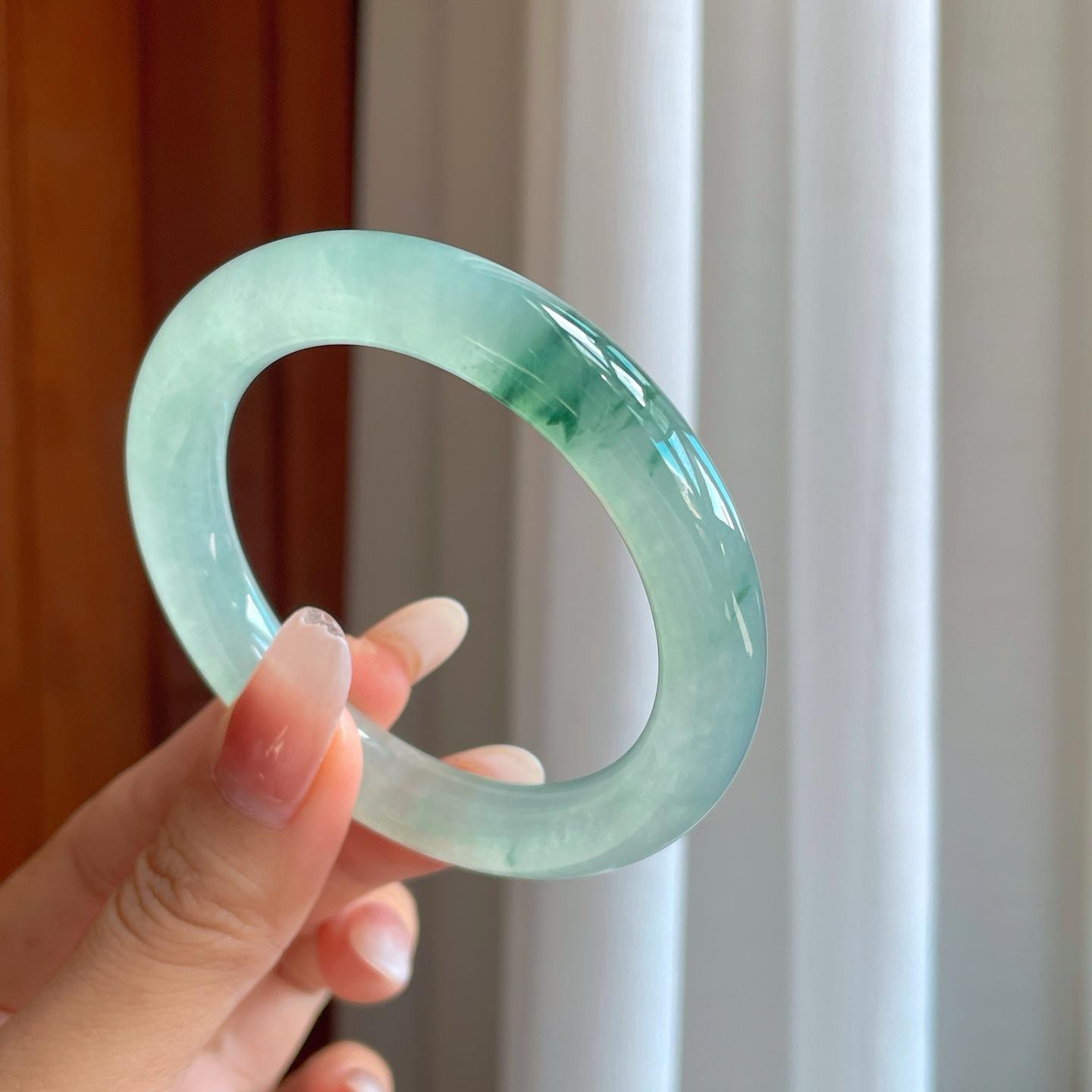 冰种飘花翡翠圆条手镯（53mm）（yc274440）