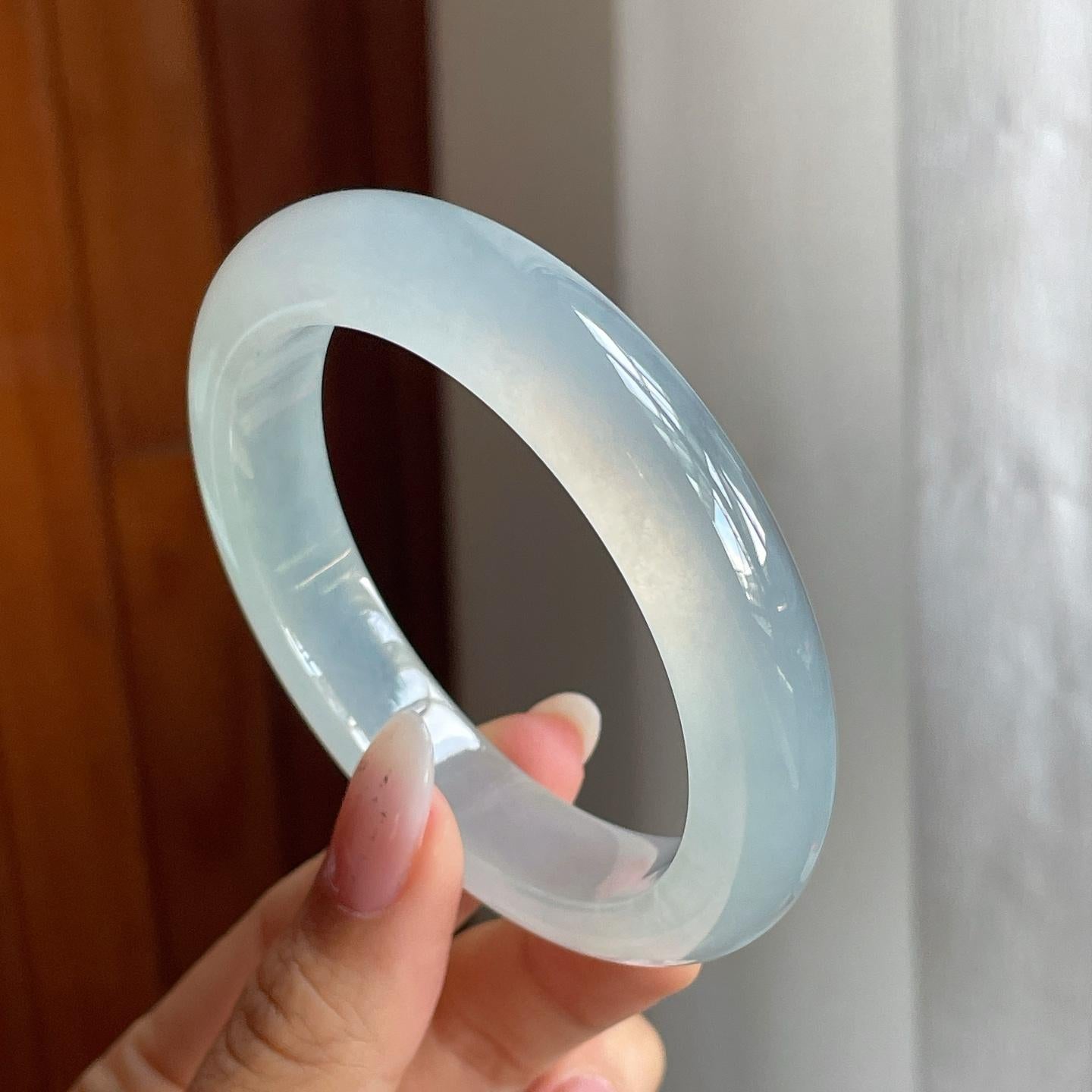 高冰种带底色翡翠平安镯（55mm）（yc204364）