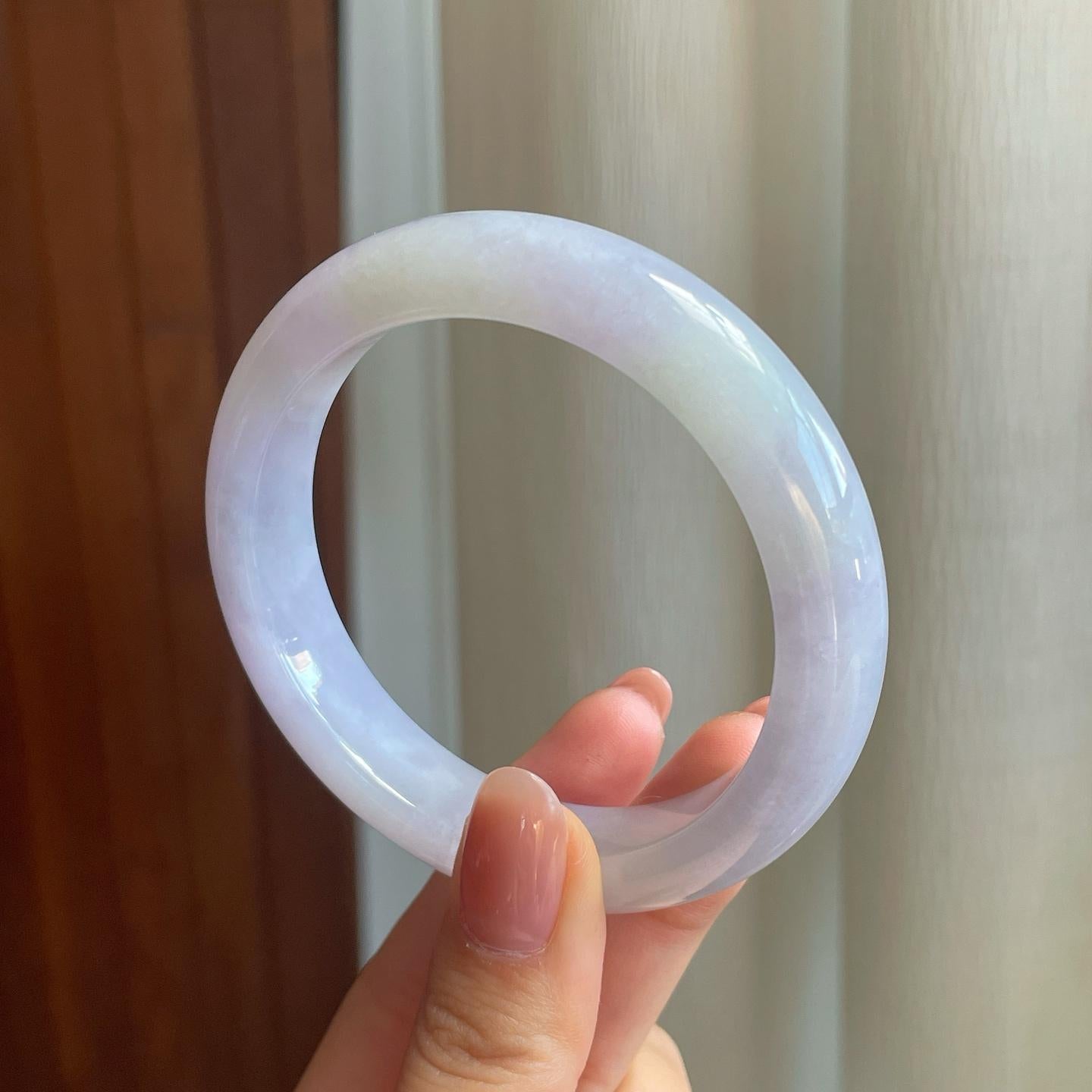 糯冰淡春底翡翠平安镯（57mm)（yc329482）