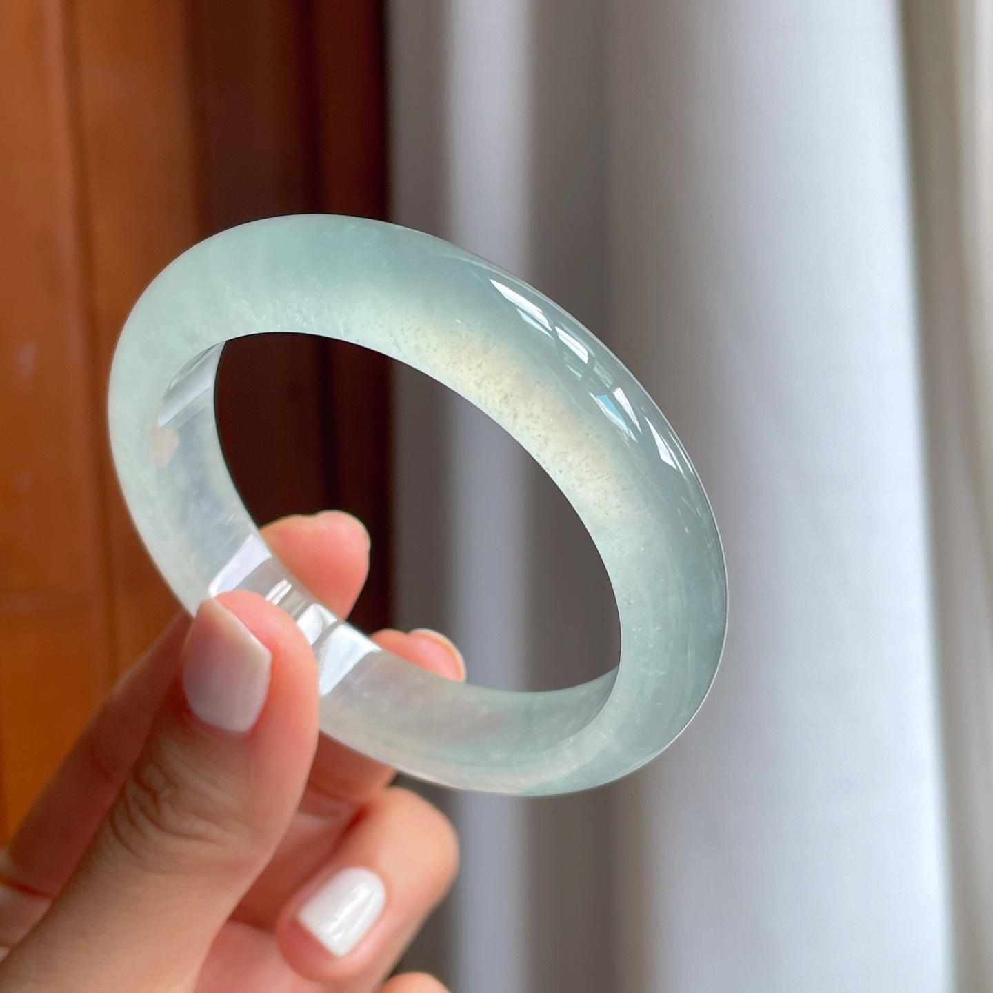 冰种淡底色翡翠平安镯（54.5mm）（yc247187）