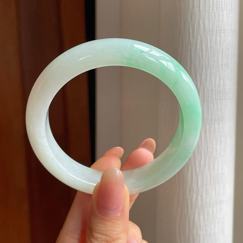 糯冰带色翡翠平安镯（55.4mm)（yc354342）