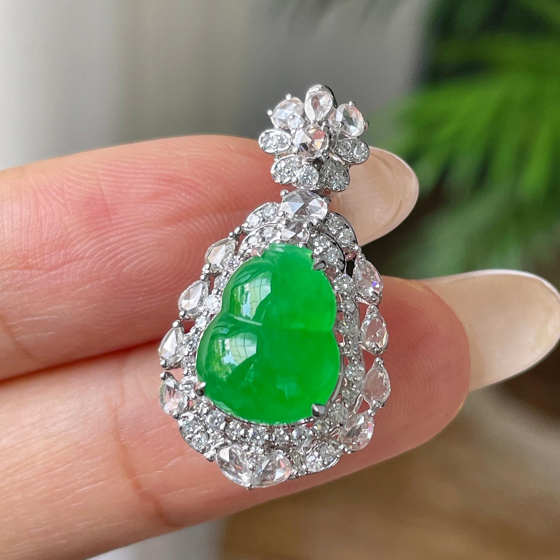 18k金钻镶冰种满绿葫芦吊坠       天然缅甸A货翡翠（yc415654）
