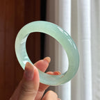 Vòng tay bình an tròn đều, nền băng mỏng dẻo mịn, size 55, ngọc phỉ thúy tự nhiên loại A Myanmar (yc451493)