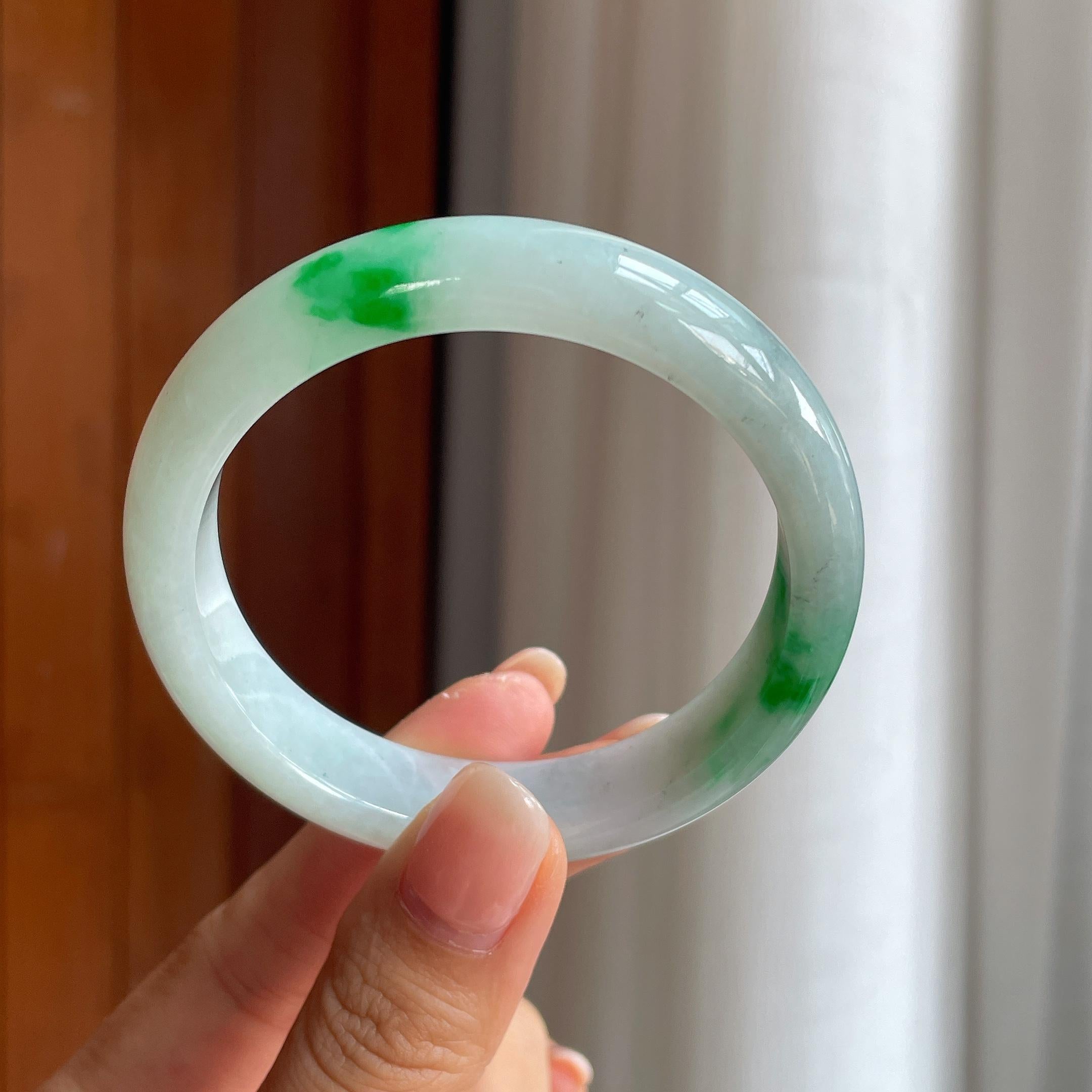 糯冰带色翡翠平安镯(54.8mm)（yc402825）