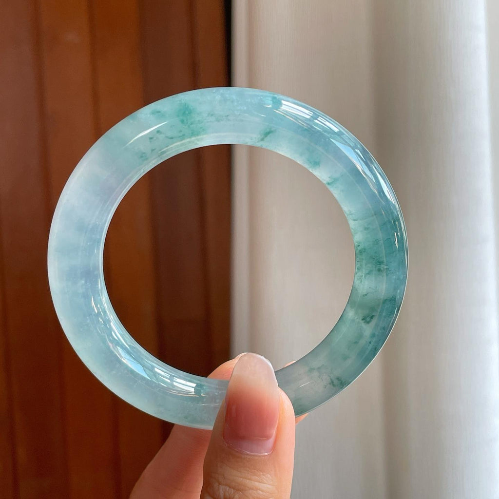 冰玻种飘花翡翠圆条手镯（56mm）（yc329516）